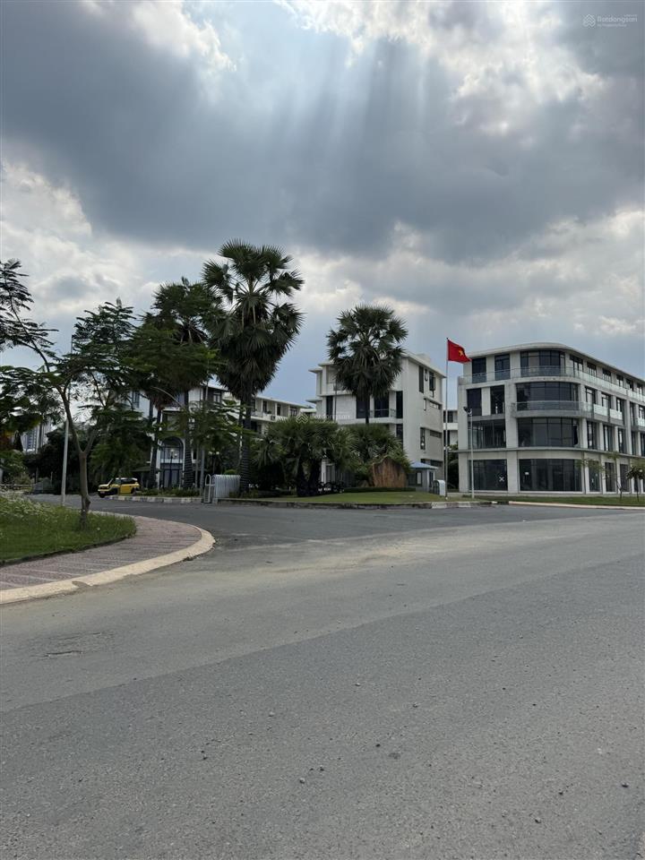 Đất bưng ông thoàn  cạnh villa park  gần global city  128m (5x25.5m)  chỉ 9.9 tỷ