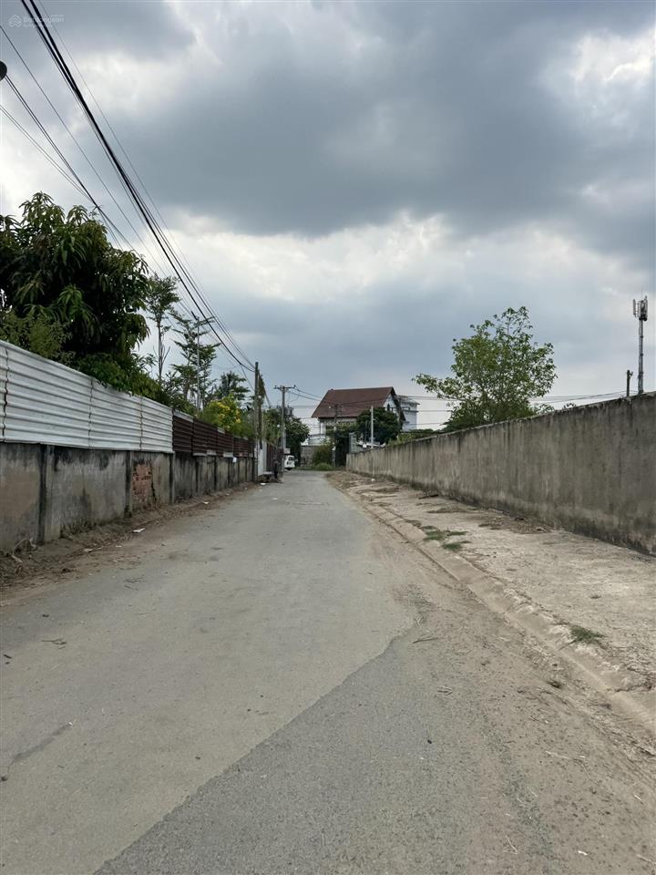 Đất bưng ông thoàn  cạnh villa park  gần global city  128m (5x25.5m)  chỉ 9.9 tỷ