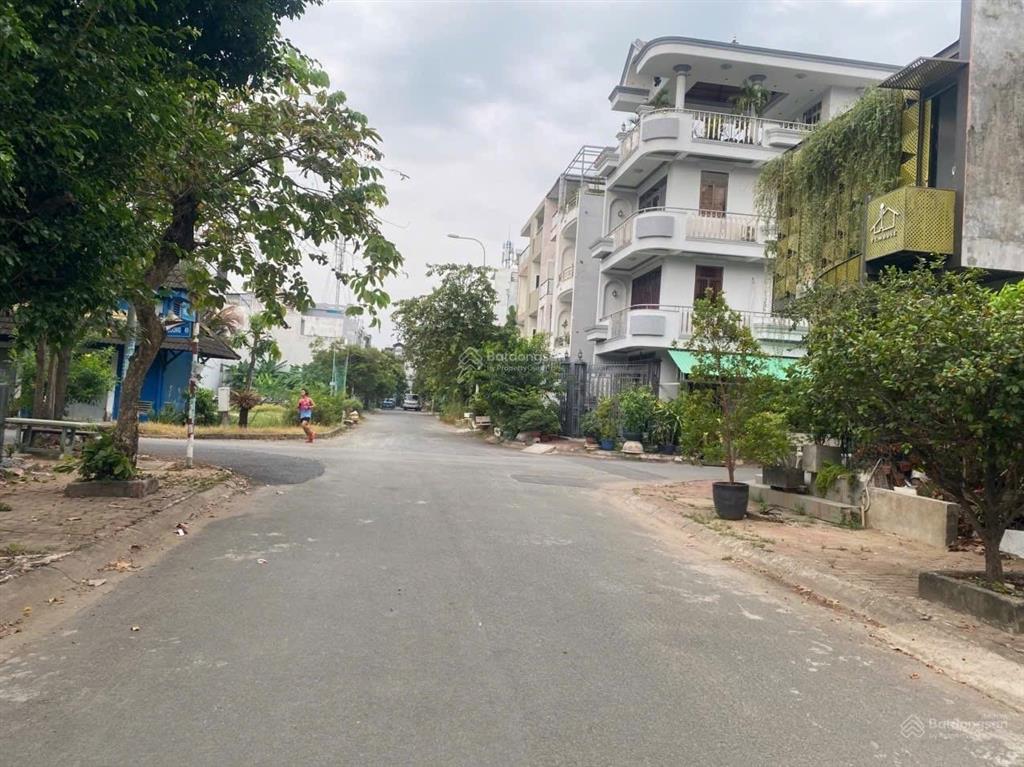 Lô đất hiếm  kdc nam long, cạnh global city liên phường  90m2 (4.5x20)  9.x tỷ