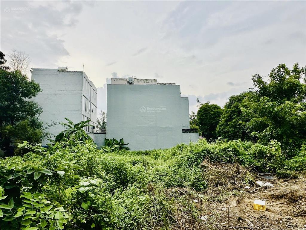 Bán đất nền liên phường  gần global city  ngay verosa khang điền 111 m²(6x18.5)  giá 9.x tỷ