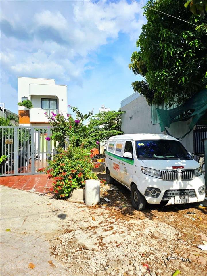 Bán đất nền phân lô  ngay khu công nghệ cao  149m² (5x30)  giá 6.x tỷ (12.218)
