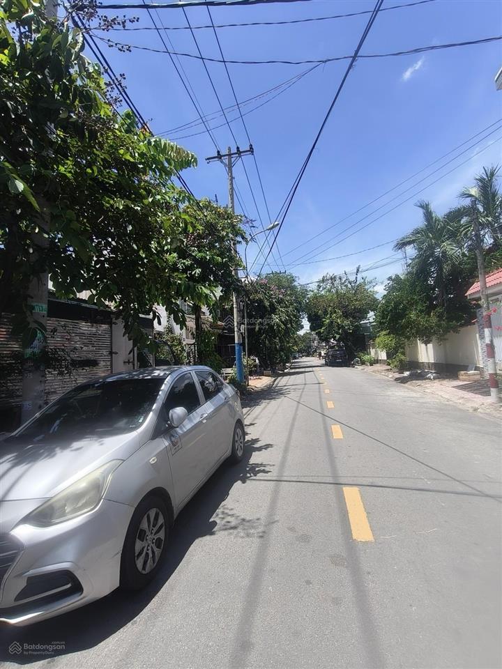 Bán nhà mới 2 tầng phước bình  mtkd  cạnh global city  ngang 6.7m  giá 6.45 tỷ (14.71)