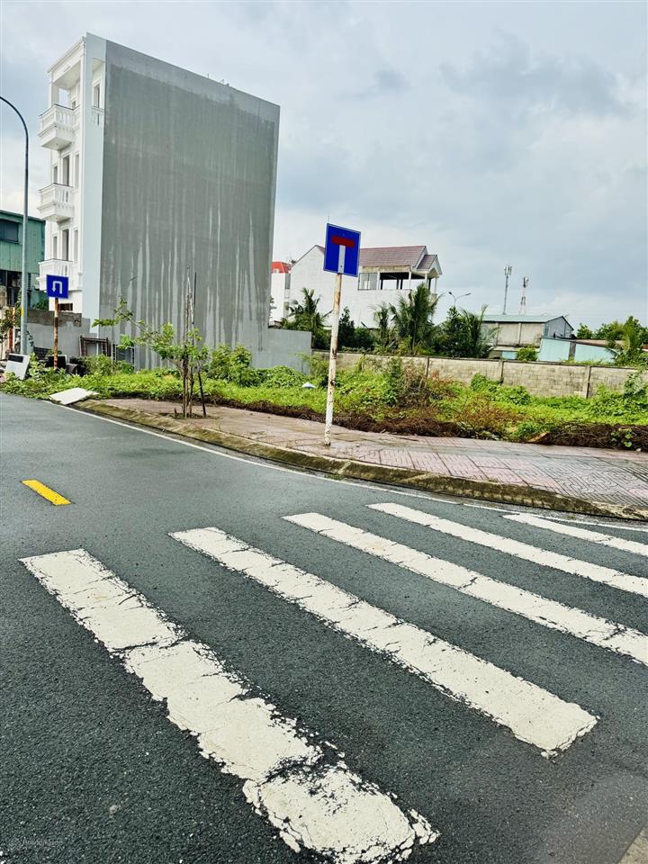 Bán đất bình trưng, quận 2  cách global city 600m  khu compound  5x18 90m2  7.x tỷ