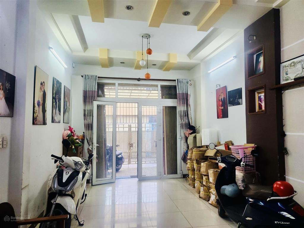 Nhà 3 tầng mt kinh doanh  84m2(4x22m)  gần ga phước long  chỉ 8.x tỷ (2625b)