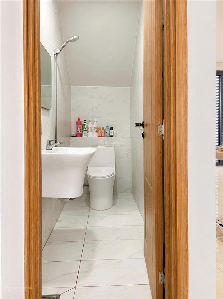 Nhà mới full nội thất  đh giao thông vận tải  lê văn việt  58m2 (5.5x10.5)  giá 7.x tỷ