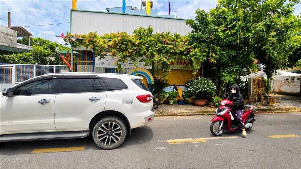 Bán mặt tiền kinh doanh võ văn hát  ngay đh tc marketing  109m2 ngang 9m  7.9 tỷ