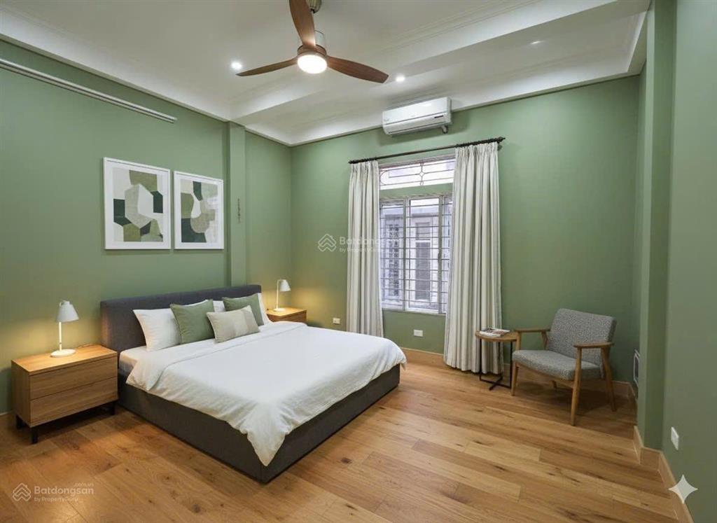 Nhỉnh 18 tỷ, 70m mặt tiền rộng, kđt văn quán, hà đông