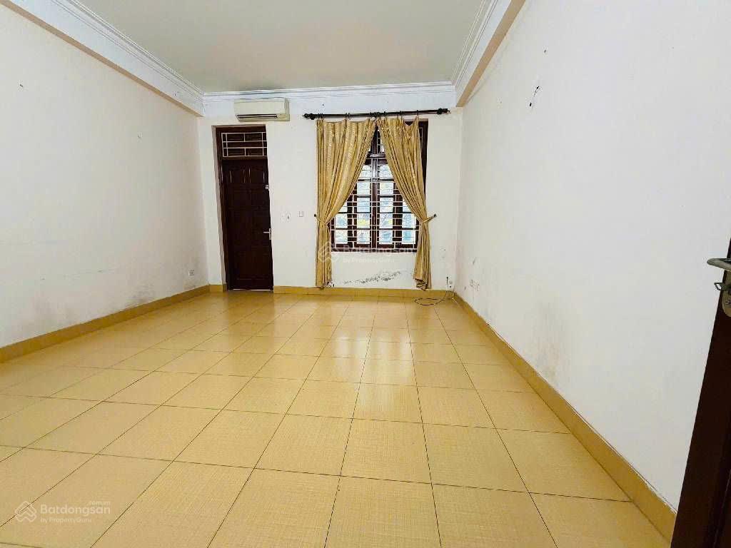 Giá 21 tỷ, 85m mặt tiền rộng, 5 tầng, kđt văn quán
