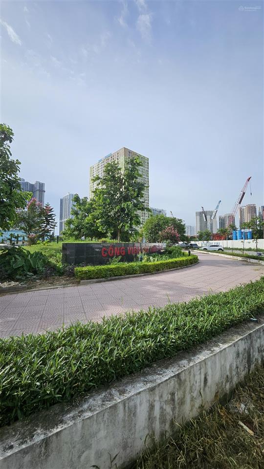 Không gian sống chuẩn việt kiều 80m, mt 6,6m, 50m ra công viên mỗ lao