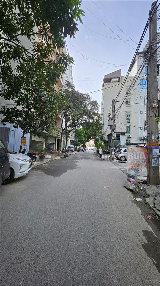 Không gian sống chuẩn việt kiều 80m, mt 6,6m, 50m ra công viên mỗ lao