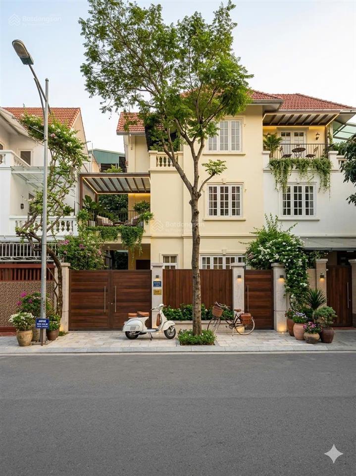150m² mt 10m biệt thự làng việt kiều châu âu mặt tiền đẳng cấp giữa khu đô thị đáng sống