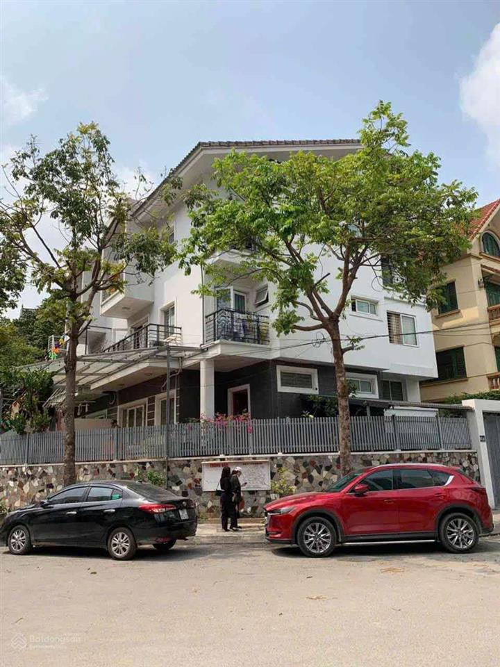 Hàng hiếm khu vạn phúc biệt thự đơn lập lô góc 185m² gara hầm đang có dòng tiền chỉ 50 tỷ