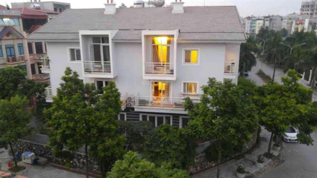 Hàng hiếm khu vạn phúc biệt thự đơn lập lô góc 185m² gara hầm đang có dòng tiền chỉ 50 tỷ
