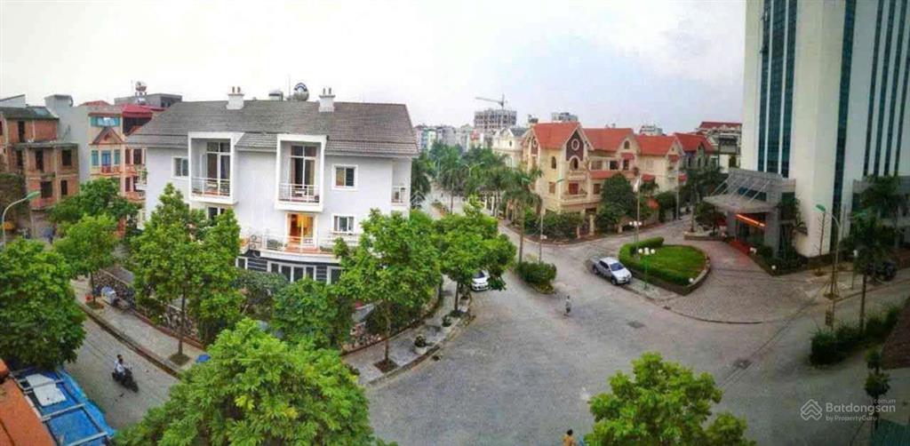 Hàng hiếm khu vạn phúc biệt thự đơn lập lô góc 185m² gara hầm đang có dòng tiền chỉ 50 tỷ