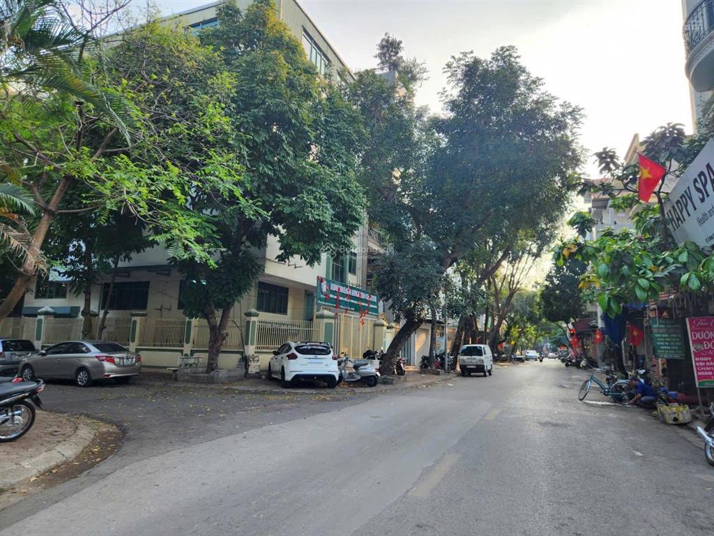 Hàng hiếm bạch thái bưởi  kđt văn quán  84m²  phân lô ô tô tránh  chỉ 22 tỷ