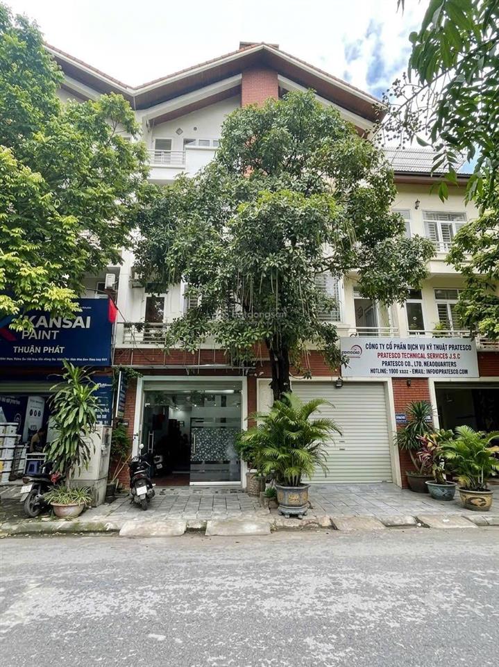 Vip làng việt kiều châu âu 77m² mặt tiền 4.5m vỉa hè rộng ô tô dừng đỗ ngày đêm chỉ 25 tỷ