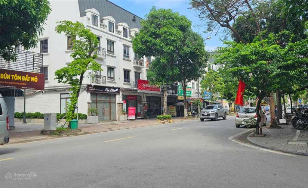 Chỉ 20 tỷ  siêu phẩm mặt phố kđt lacasta  75m²  mt 5m  nhà 5 tầng  vỉa hè rộng kinh doanh tốt