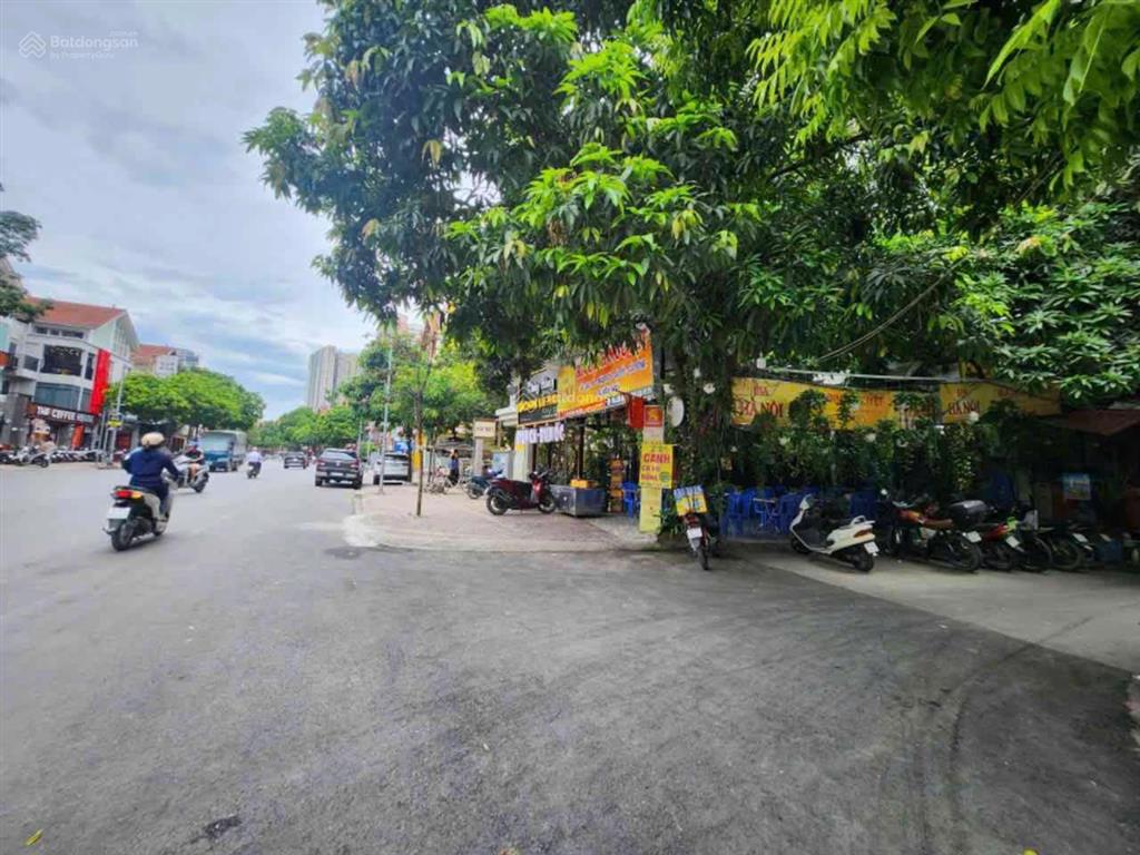 Mặt phố văn quán  85m²  vỉa hè rộng  kinh doanh hái ra tiền  chỉ 21,9 tỷ