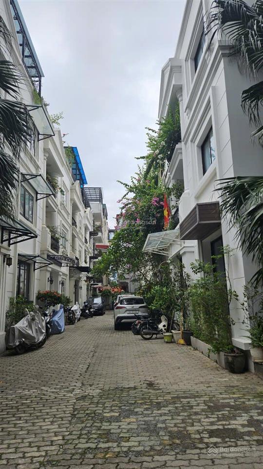 Mặt phố văn quán  85m²  vỉa hè rộng  kinh doanh hái ra tiền  chỉ 21,9 tỷ