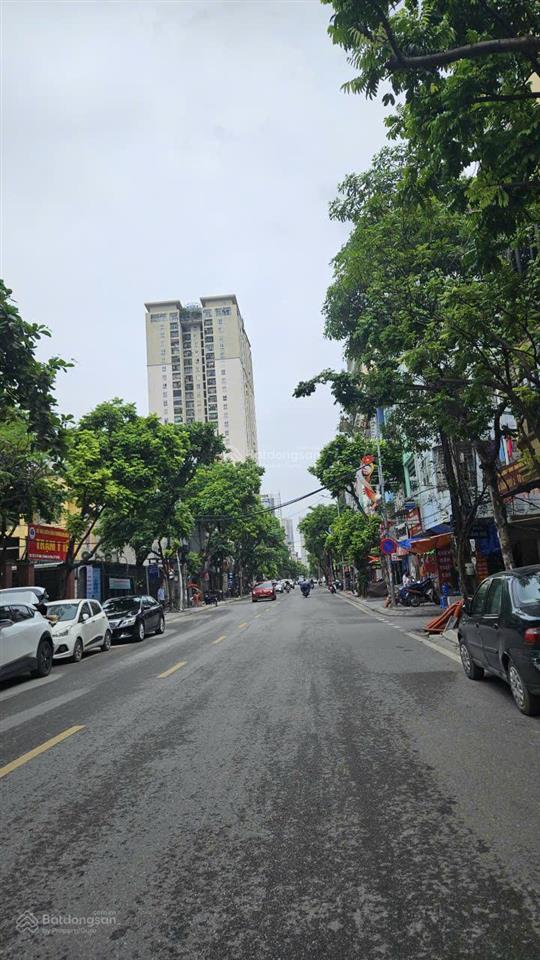 Mặt phố văn quán  85m²  vỉa hè rộng  kinh doanh hái ra tiền  chỉ 21,9 tỷ