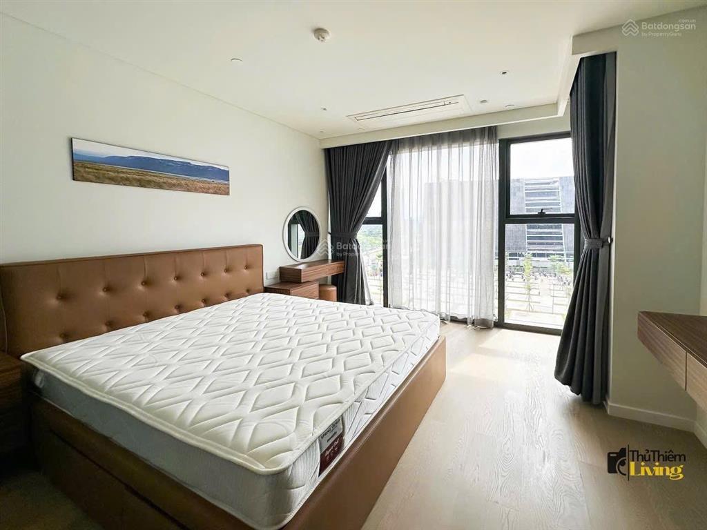 Cần bán căn 3pn + 1 tại the opera  the metropole thủ thiêm giá tốt