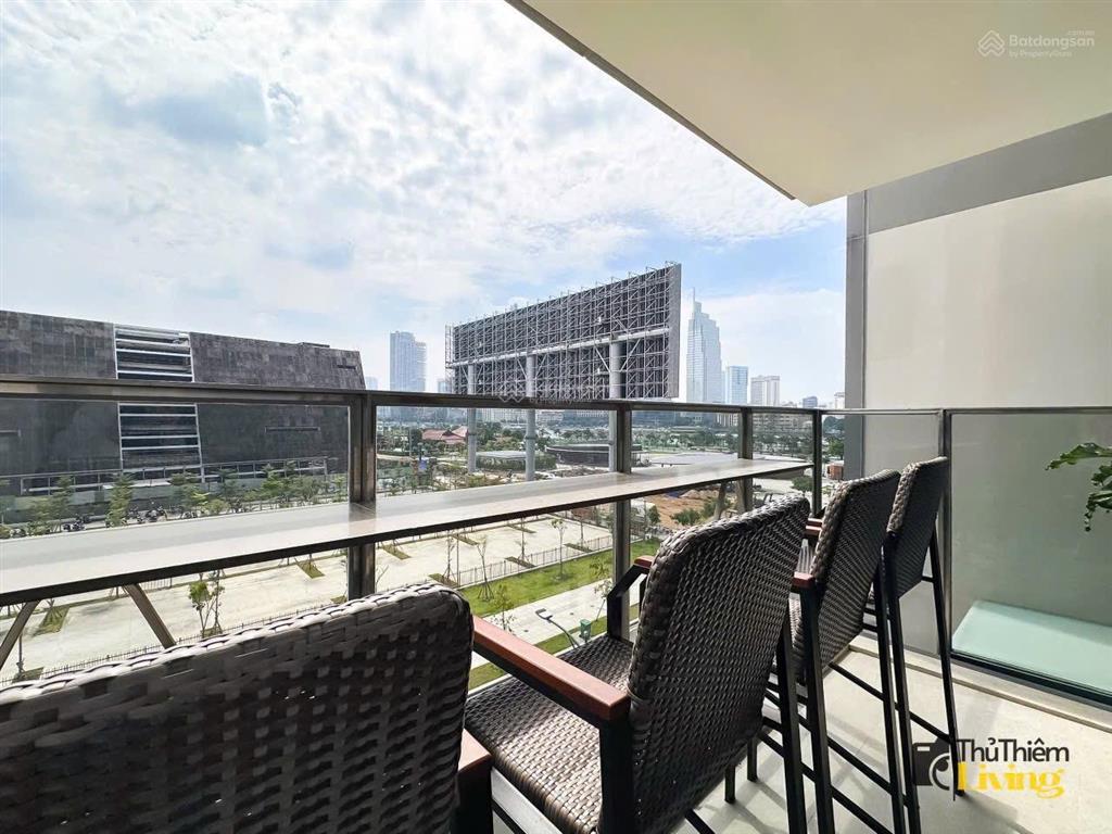 Cần bán căn 3pn + 1 tại the opera  the metropole thủ thiêm giá tốt