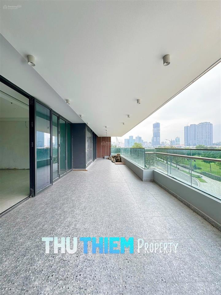 Cần bán căn hộ pool villa khan hiếm, siêu to tại bờ sông sài gòn ở thủ thiêm