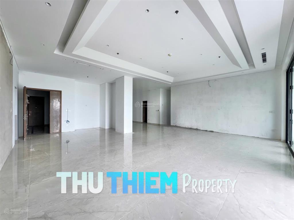 Cần bán căn hộ pool villa khan hiếm, siêu to tại bờ sông sài gòn ở thủ thiêm