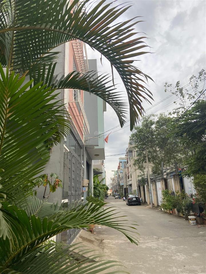 Khách sạn mini sẵn 40  60tr/th 51/60m (4x13.5), chi 5.8 tỷ lã xuân oai, long trường, q9