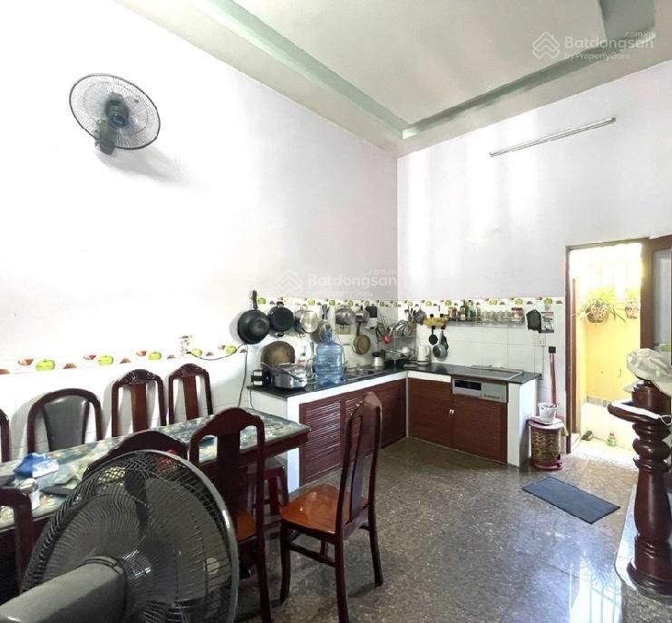 Nhà mặt tiền 10m, 3 tầng 70m (4.5x15), 7.8 tỷ ngay chợ tăng nhơn phú a, thủ đức (q9 cũ),