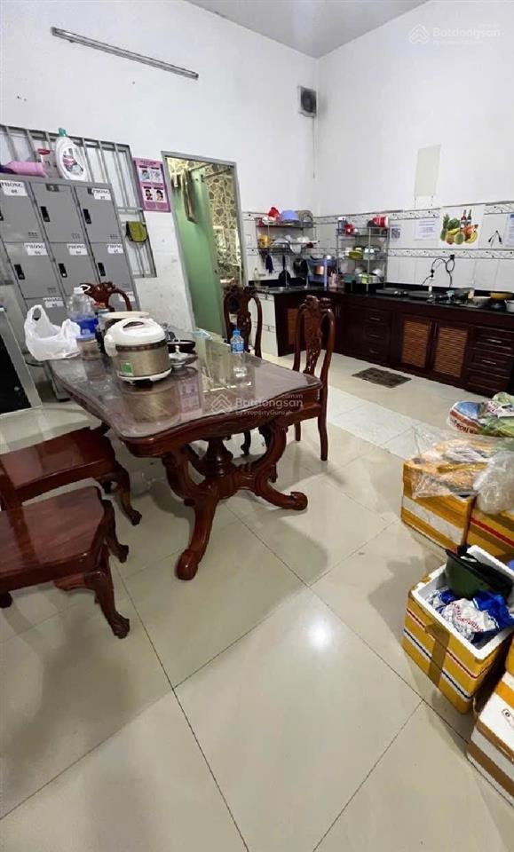 Quá rẻ!!! nhà 3 tầng mt đường, 130m (5x26), 11 tỷ. đang cho thuê 25tr/th, tăng nhơn phú , q9