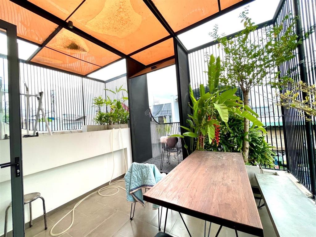 Nhà 3 tầng mới đẹp như biệt thự hxh, 86m (5.6x14.5), 9.4 tỷ, đình phong phú, tăng nhơn phú, q9 tđ