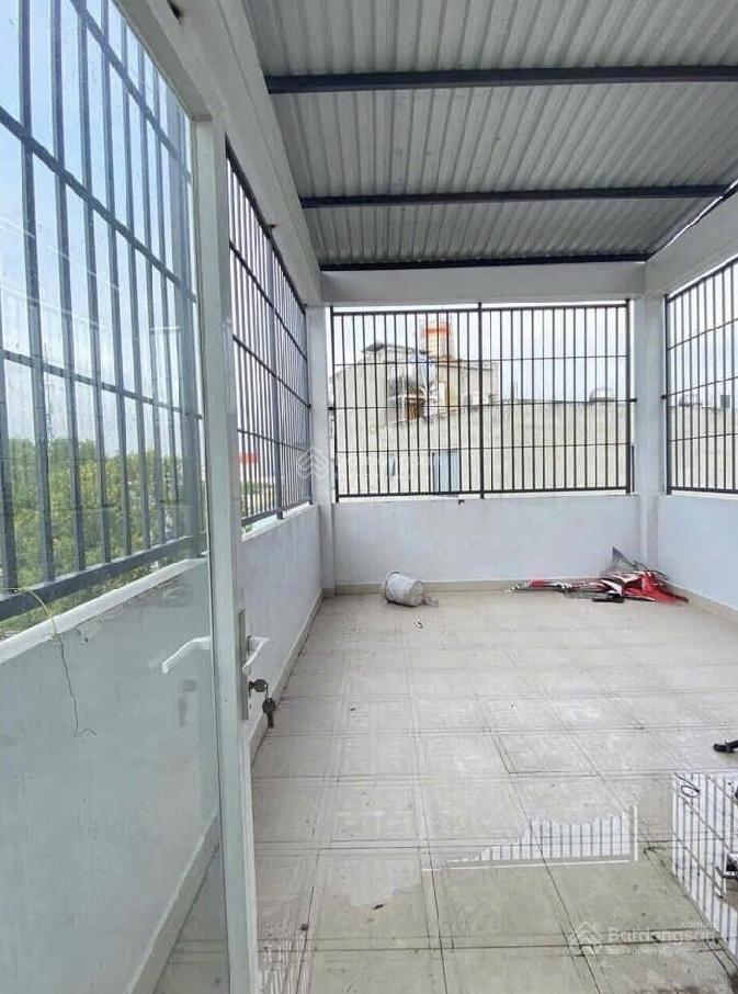 Nhà 4 tầng 133m2 (7x20), 9 tỷ mặt tiền đường ngay nguyễn duy trinh, long trường, thủ đức (q9 cũ)