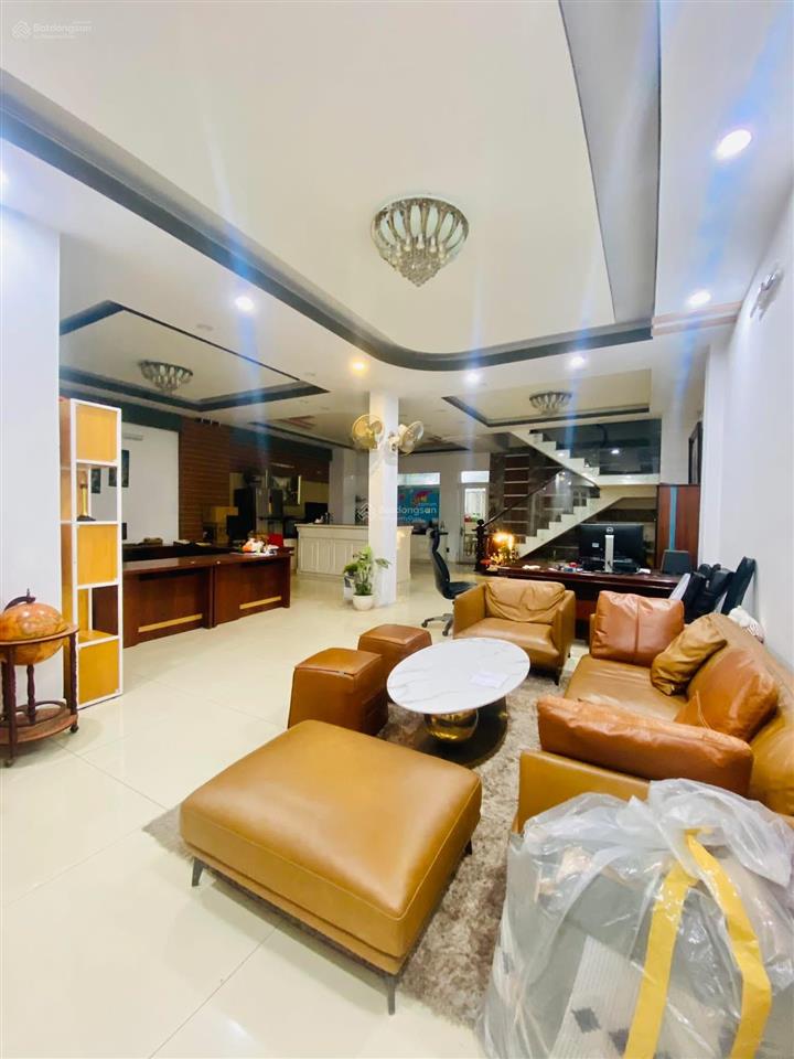 Biệt thự 3 tầng hoja gia hoà 155m, (8x20), 14,8 tỷ, phước long, thủ đức (q9 cũ),