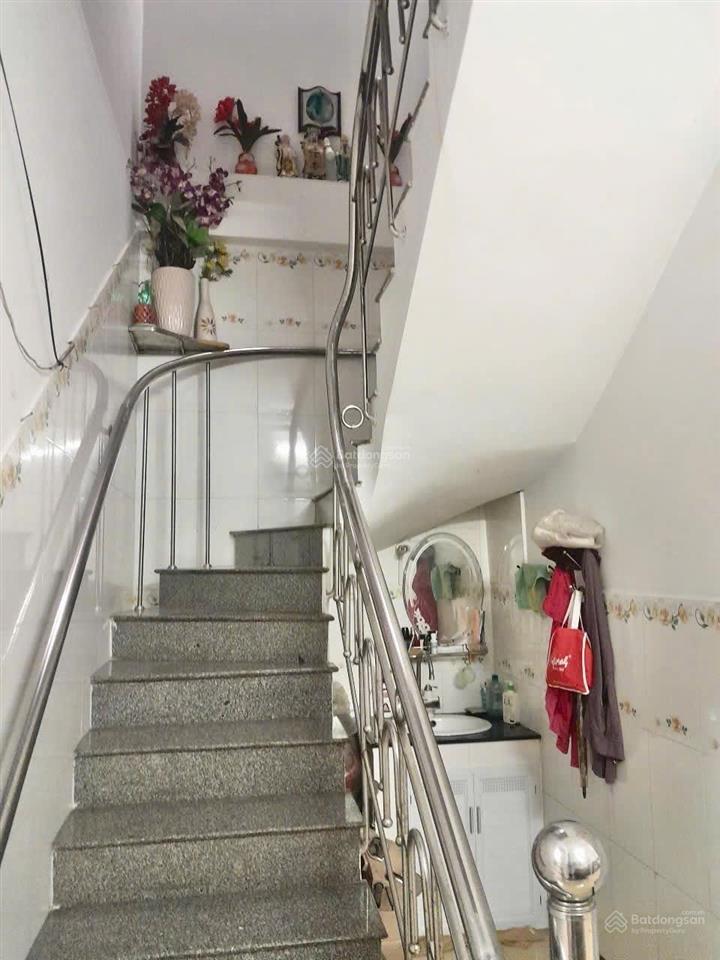 Siêu phẩm đường 10m vỉa hè, công viên, nhà 2 tầng đúc, 110,5m (6.2x18), 7.1 tỷ, tăng nhơn phú, q9