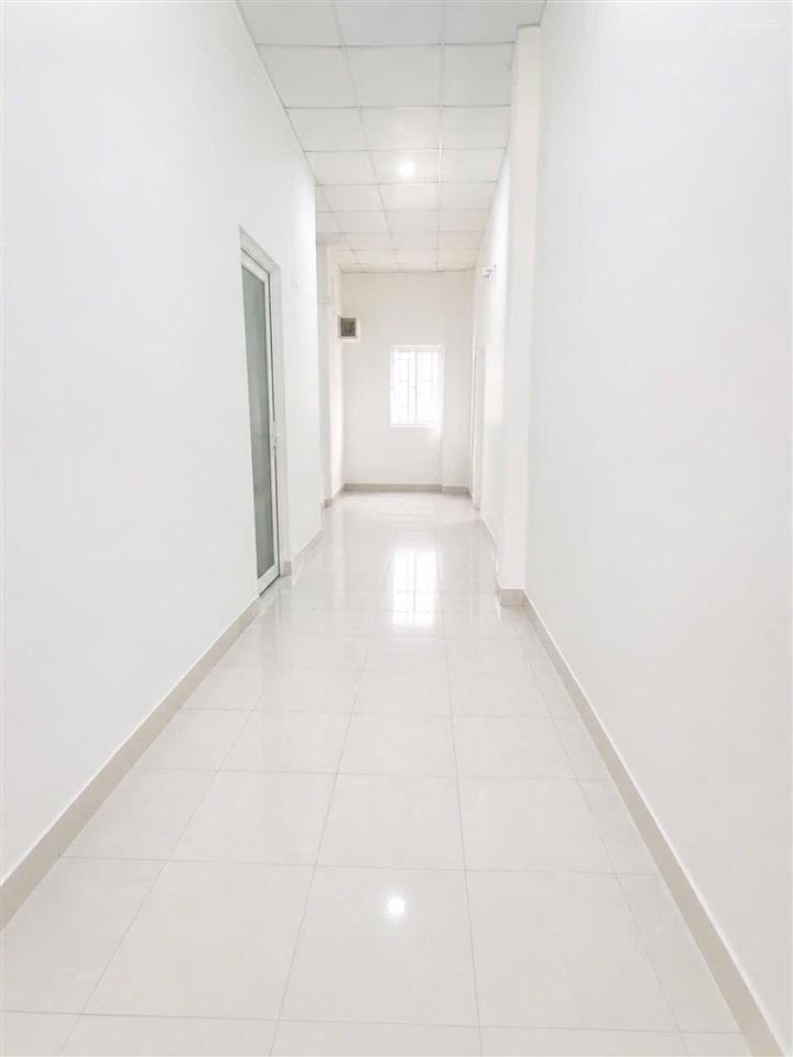Sale 200tr
bán đất tặng nhà c4 đg oto, 101m (5x20), 5.x tỷ, phước thiện, long bình thủ đức (q9),