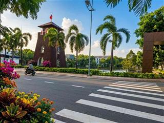 Lô góc 1000m(20x50), 3x tỷ, vuông vức, trường thạnh thủ đức (q9 cũ), kế simcity quận 9