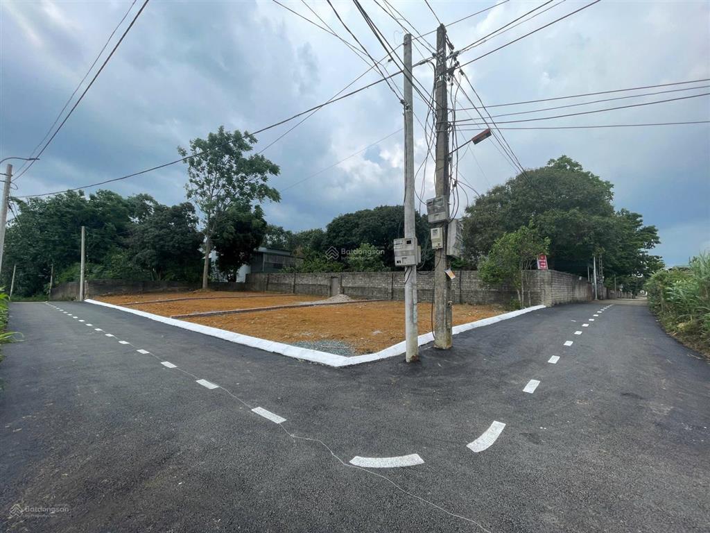 Giá nào cũng bán 120m full tc lô góc 2 mặt tiền chỉ nhỉnh 30tr/m