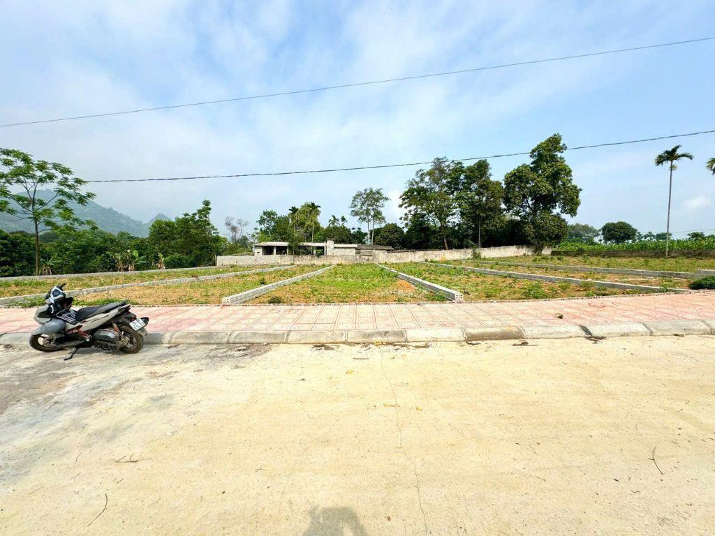 🔥🔥🔥 Hàng hiếm view trực diện hồ gò mè tại Cư Yên, Lương Sơn giá chỉ 2.28 tỷ gần dự án nghỉ dưỡng LASAVER