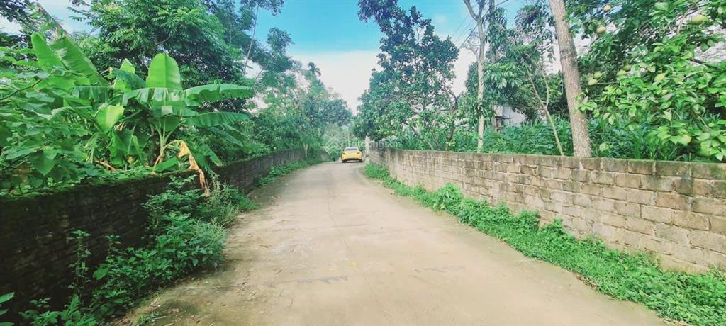 Bán 2.300m² full thổ cư, mặt tiền 50m, lô góc 2 mt, cách hà nội 40km, chỉ 4,8 triệu/m²