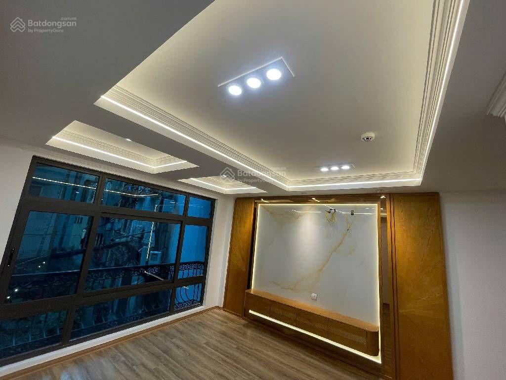 Khương đình 55 m 6 tầng thang máy nhập ngoại mặt tiền 4,5 m giá 13 tỷ có thương lượng