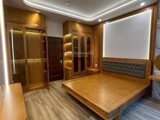 Khương đình 55 m 6 tầng thang máy nhập ngoại mặt tiền 4,5 m giá 13 tỷ có thương lượng