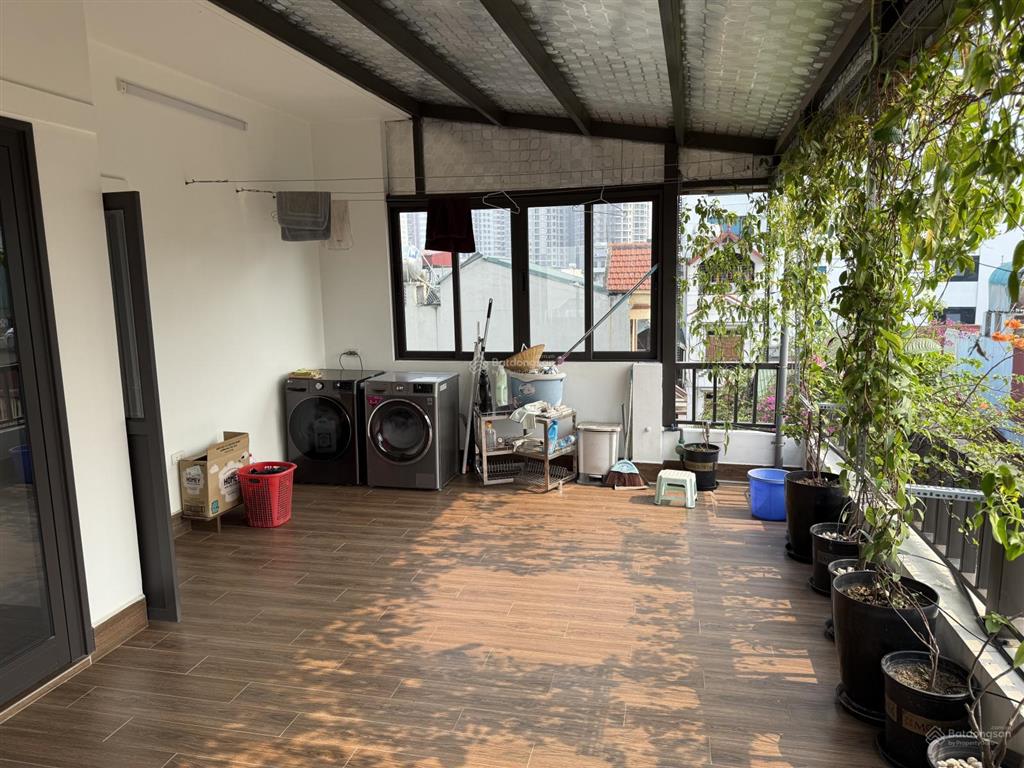 Nhà phan đình giót 7 tầng thang máy mặt tiền 6,7m dtsd 50m2 nhà chính chủ dân xây chắc chắn