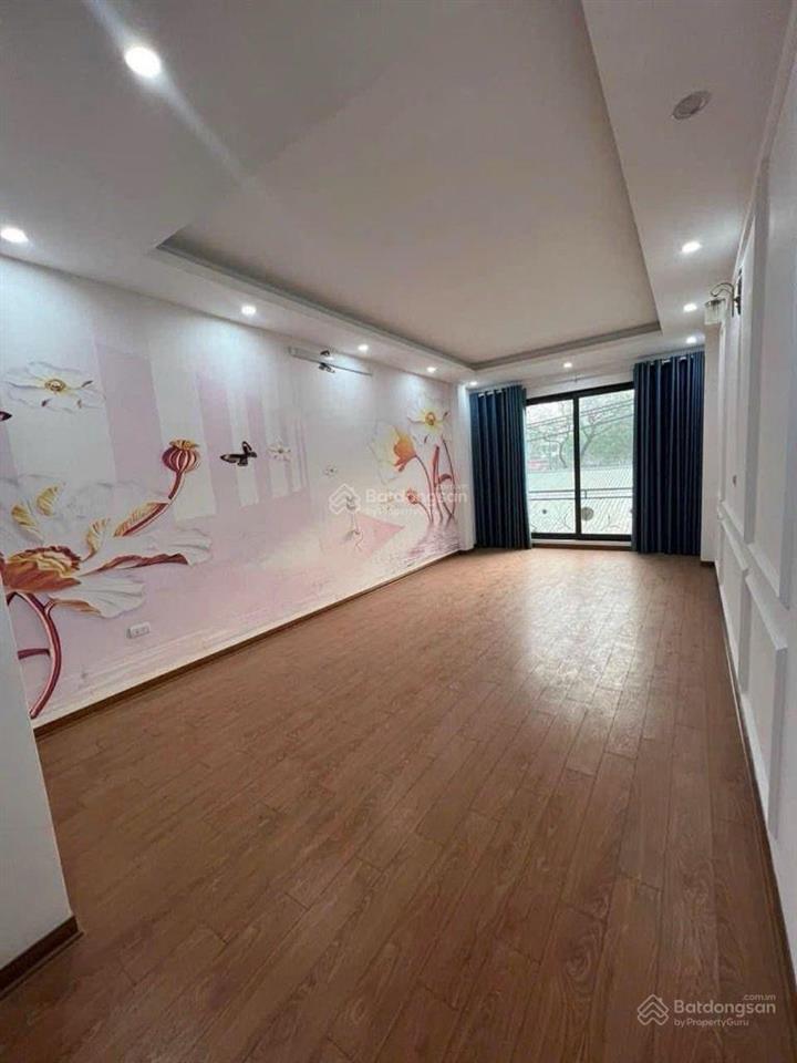 Vũ tông phan 6 tầng thang máy 40m2 ô tô 7 chỗ đỗ cửa 14tỷ nhà mặt ngõ cách một nhà ra phố