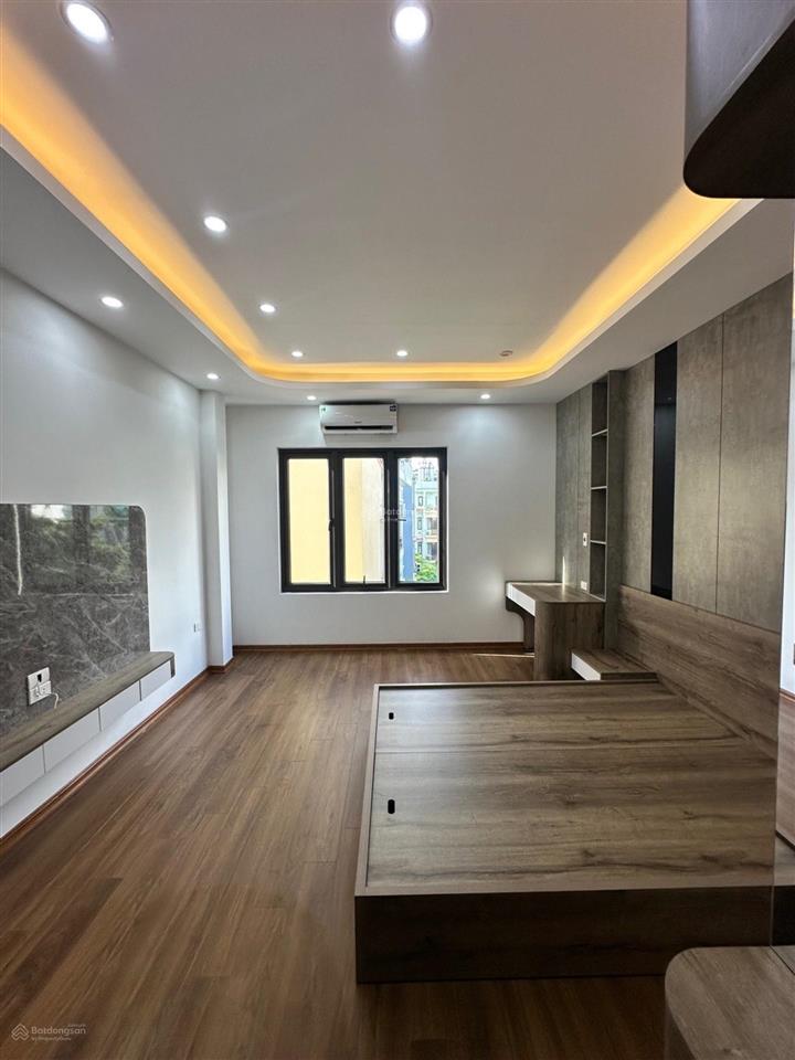 Quanh thanh xuân đố anh chị em kiếm được căn thứ 2 nhà 6 tầng thang máy 32m2 mà chỉ nhỉnh 8tỷ