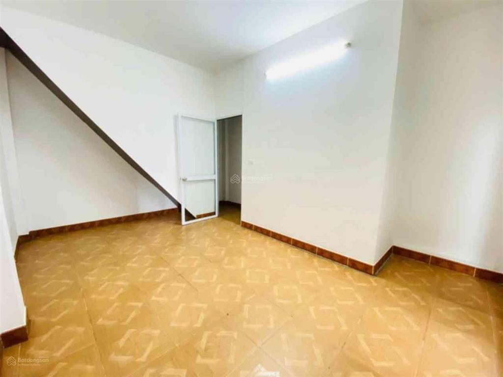 Bán nhà riêng đẹp xuất sắc, định công thượng, 5,5 tỷ, 25 m2