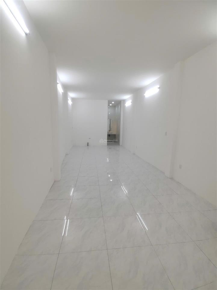 Cho thuê nhà mặt tiền 107 đặng chất, chanh hưng.tiện kinh doanh mọi ngành nghề, 4x22m, 1 trệt 1 lầu