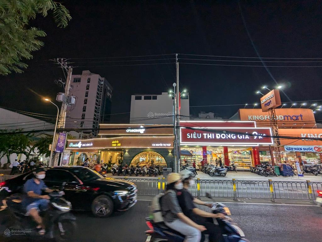 Tài sản hời và khan hiếm nhất  2 mặt tiền nguyễn thị thập 15m x 40m. dt lớn 550m² chỉ 300tr/m2
