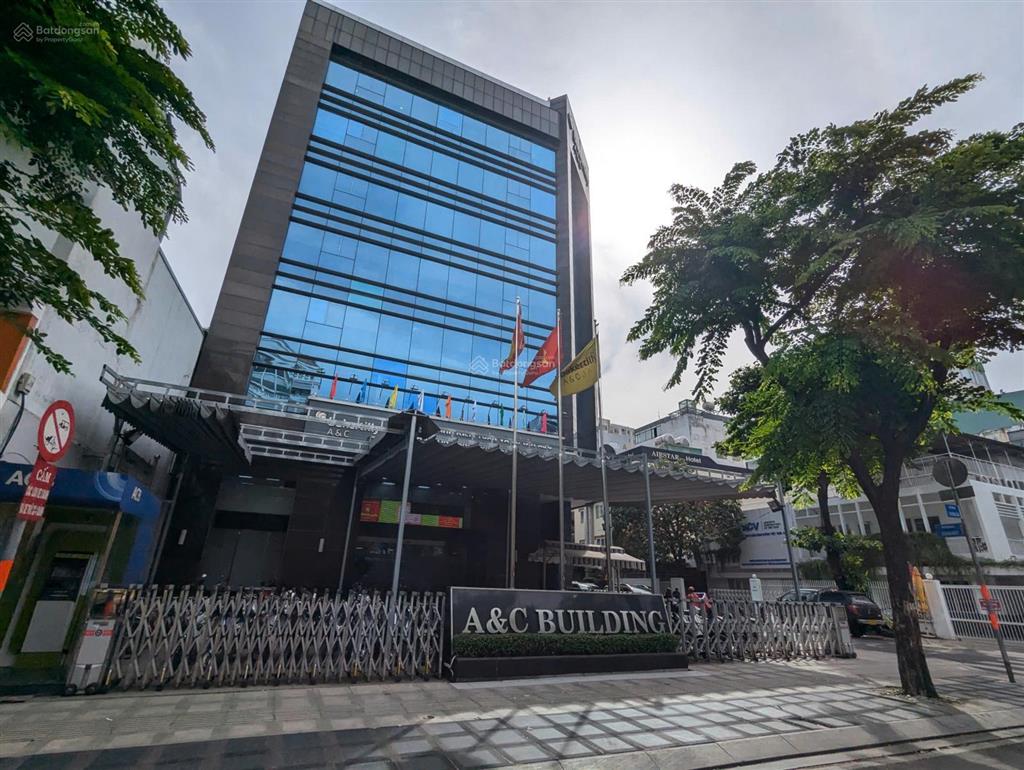 Siêu phẩm độc bản 1.010m² mặt tiền cộng hòa. giá giảm thêm 130 tỷ  một building khủng tương lai