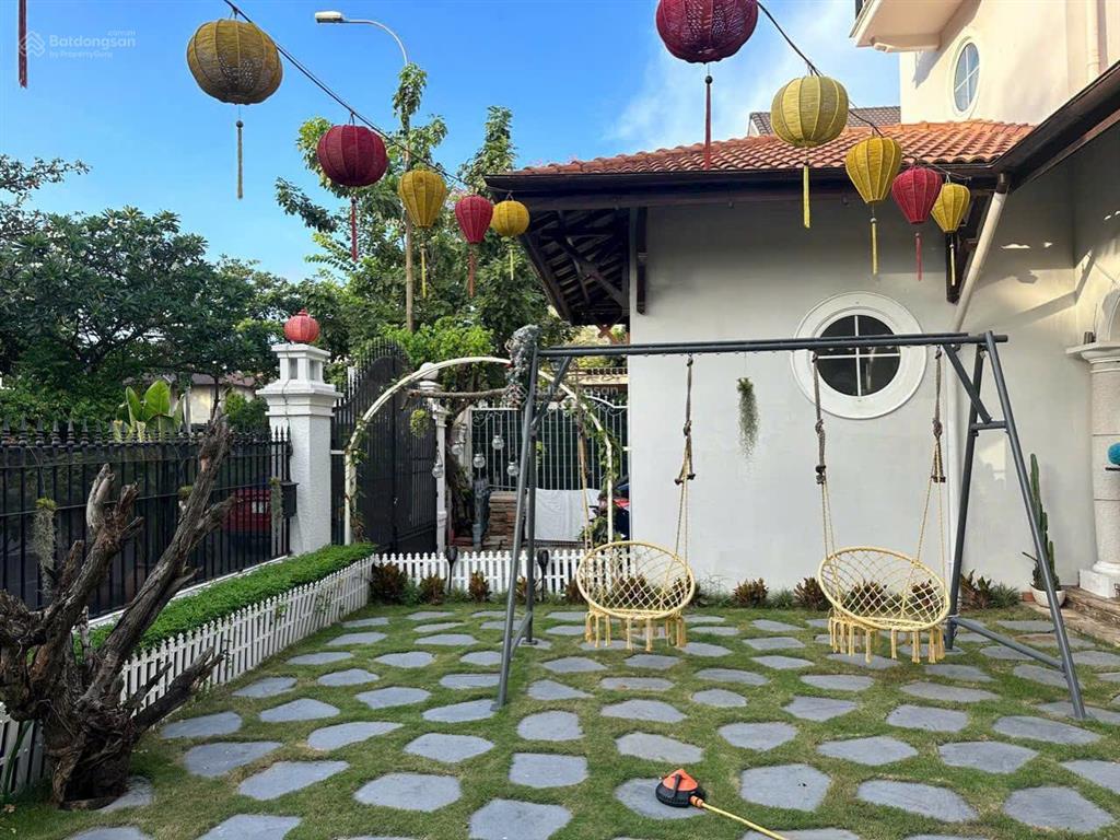 115 tỷ  cần giao dịch nhanh biệt thự compound nguyễn văn hưởng  dt khủng 651m2  có hồ bơi